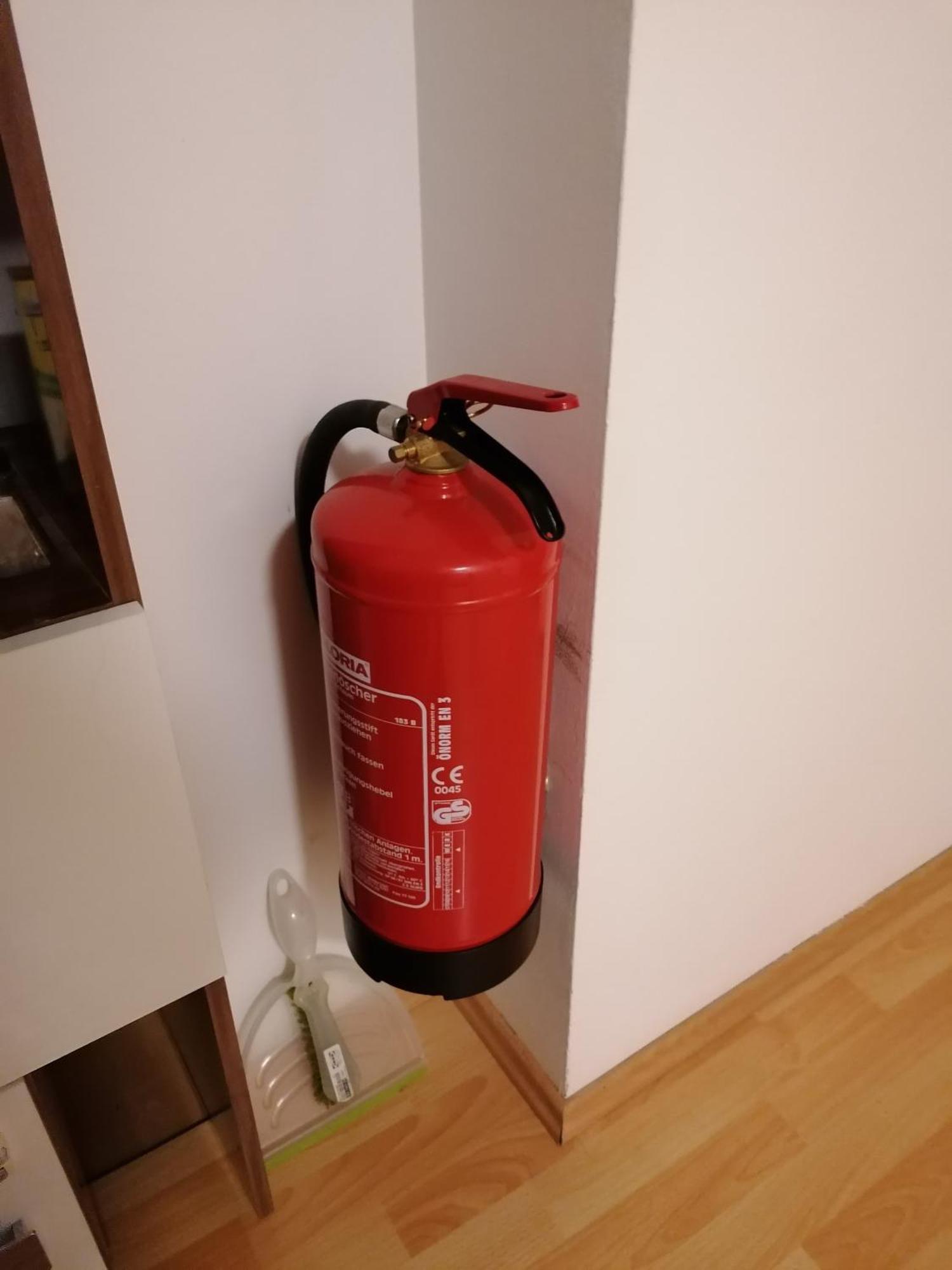 Favorit-rooms Direkt Metro-u1 Connection To Centralstation And City-center Albergue
