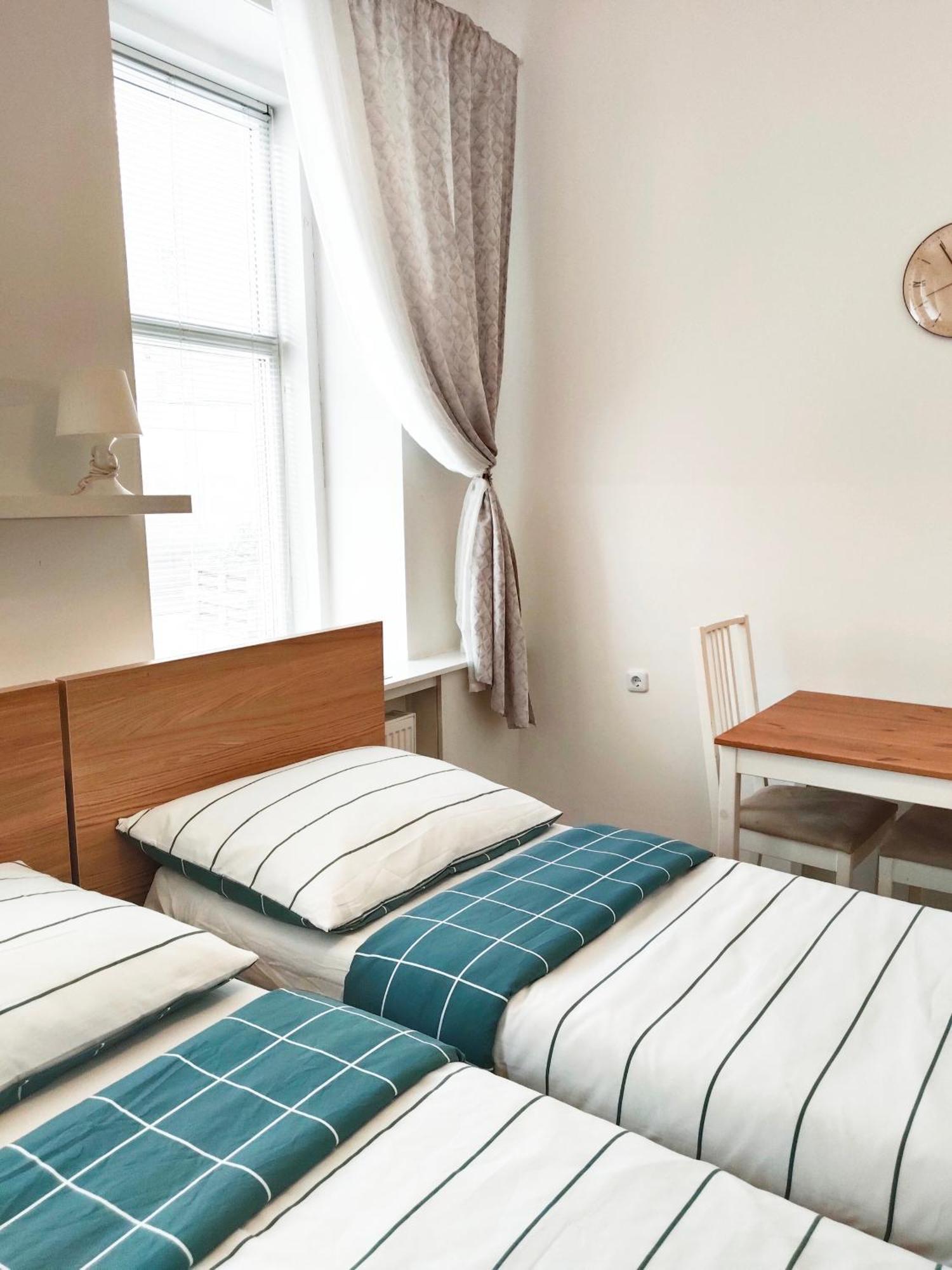 Albergue Favorit-rooms Direkt Metro-u1 Connection To Centralstation And City-center Viena